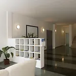 Hungaria Aparthotel 4*