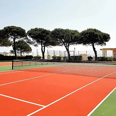 Hungaria 4* Grado