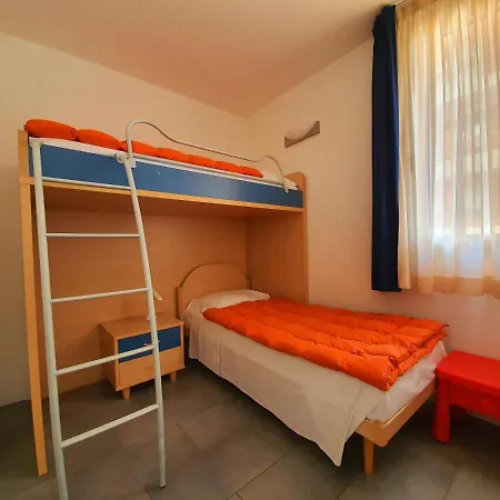 Hungaria Aparthotel 4*