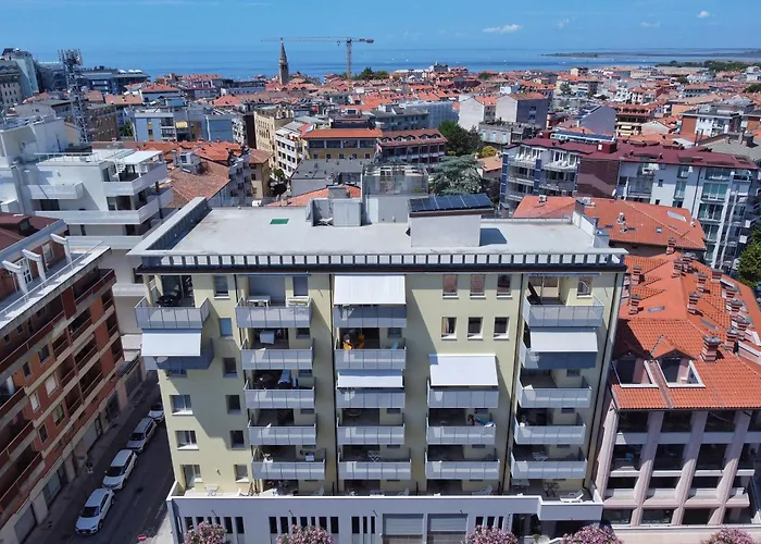 Hungaria Aparthotel Grado