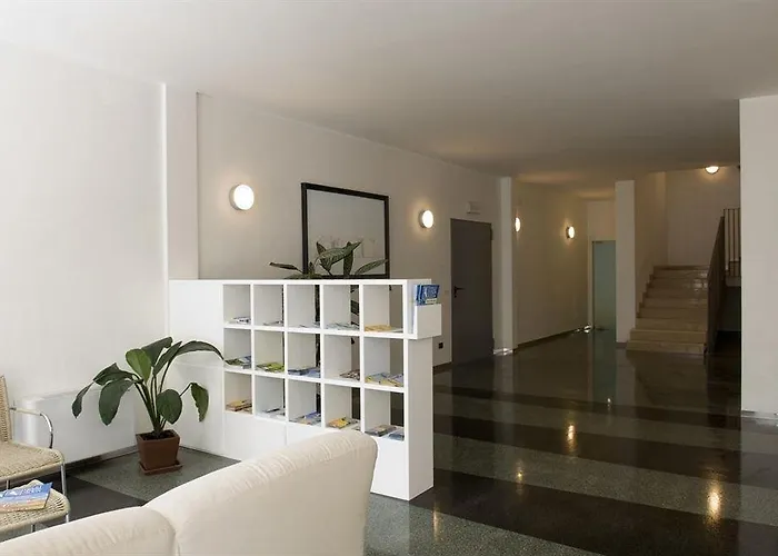 Hungaria Aparthotel 4*